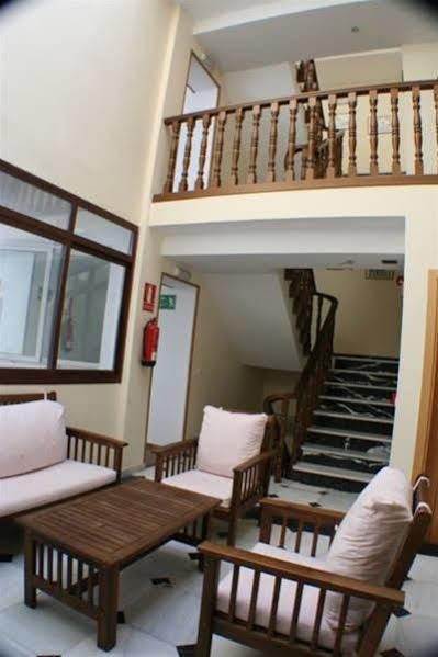 Hostal Margarita La Línea de la Concepción Dış mekan fotoğraf